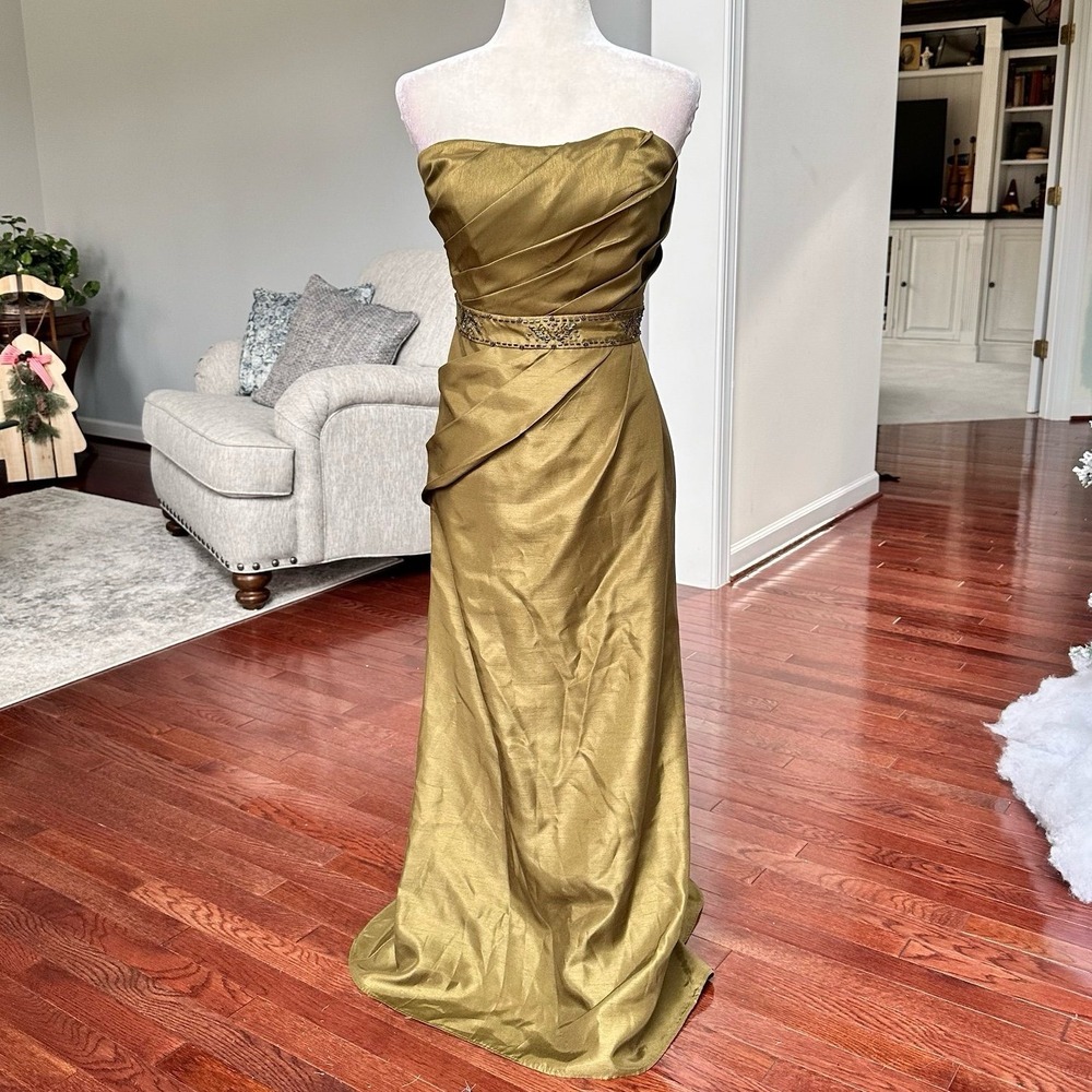 Vintage 2000s Davids Bridal Strapless Embellished Beaded Gown Dress Size 12